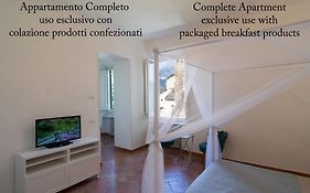 Bed And Breakfast Secret Window